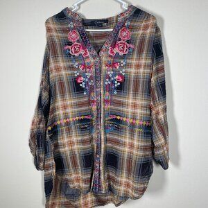 Calessa Women's Embroidered Floral Plaid LS Blouse Top Small!